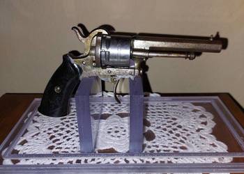 Rewolwer czarnoprochowy systemu "Lefaucheux" M1858 /