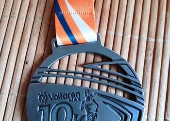 Medal koszulka Voltaren Max 10k 2024 DOZ maraton + gratis