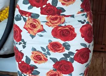 używana spódnica do kolan firmy Forewer 21 stan bdb rozmiar M