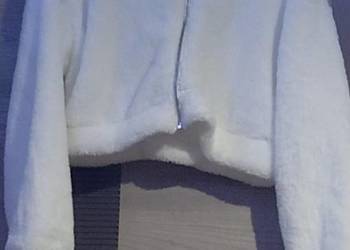 Biała miękka bluza