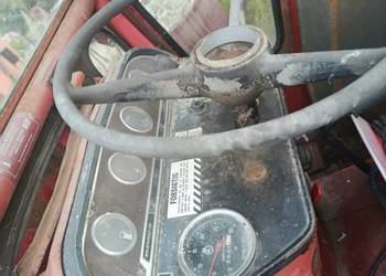 Ciągnik rolniczy Traktor z rembakiem Internacional