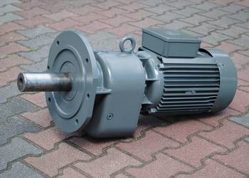 Motoreduktor kołnierzowy 11kw. 57obr./min. . ABM