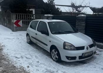 Renault Clio 1.5 diesle uszkodzony