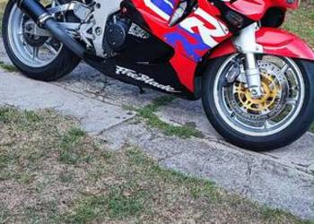 Honda CBR 900