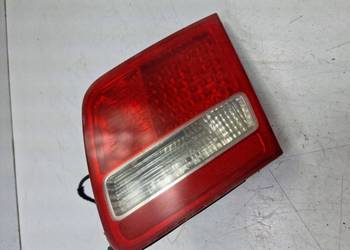 LAMPA W KLAPE PRAWA AUDI A8 D3 4E0945094E