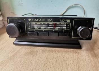 Stare Radio samochodowe z czasów PRLu