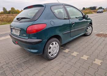 Sprzedam peugeot 206 benzyna 1.1 2003 rok Sprzedam peugeot 206 benzyna 1.1 2003 rok