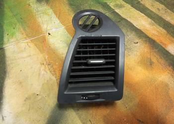 Kratka boczna wentylacyjna Megane 2 Kratka boczna wentylacyjna Megane 2