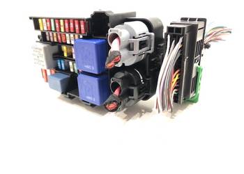 SKRZYNKA BEZPIECZNIKÓW RENAULT MEGANE III Hatchback 1.6 110KM MODUŁ