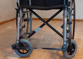 odstąpię wózek inwalidzki