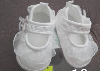 Buciki do chrztu - rozmiar 18 cm dł. Wkł. 11 cm