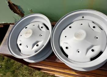 Fiat 126 p felgi kapelusze cytrynki wloskie