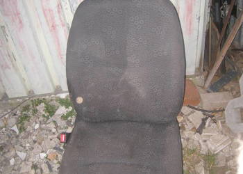 Fotel lewy kierowcy Toyota Yaris I 99-06 3 drzwi