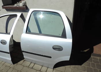DRZWI LEWY TYŁ OPEL CORSA C 5D Z147