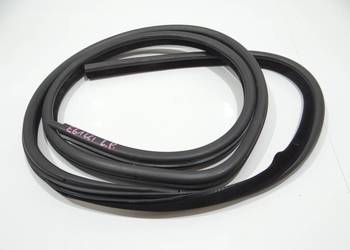 USZCZELKA DRZWI LEWY PRZÓD BMW E61 LCI