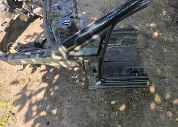 ćwiartka podłużnica poszycie lewa prawa touran 10-15