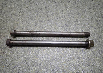 1 SZT. OŚ OŚKA 15MM WAHACZA KTM 625 LC4 640 DUKE 660 SUPER MOTO