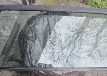 VW Golf II szyba tył z lotką oryginał