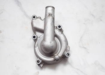 Dekiel Króciec Pompy Wody Kawasaki ER-6F ER6 F 05-08r 650