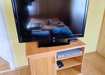 Sprzedam bardzo mało używany Telewizor LG-42LS Full HD