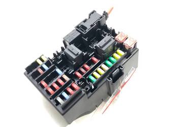 SKRZYNKA BEZPIECZNIKÓW OPEL ADAM Hatchback 12-19 1.4 87KM MODUŁ