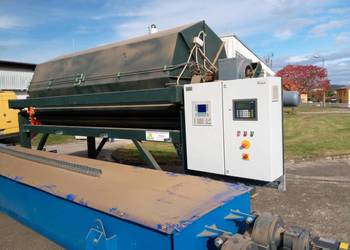 MIESZALNIK MATERJAŁOW SYPKICH ,PASZ, ZBOZA LUB INNYCH MATERIAŁOW 8 M/3