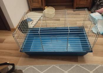 Klatka 70x40 z pasnikiem i przyborami do pielęgnacji