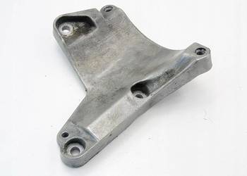 ŁAPA SILNIKA 3.0 B V6 AUDI A4 B6 A6 C5 A8 D3