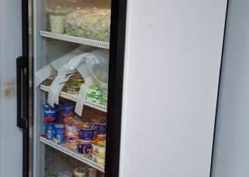 Witryna chłodnicza pionowa oszklona sklepowa