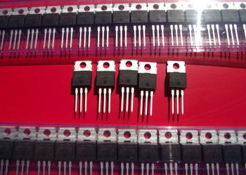 Tranzystory IRF640N (IRF640NPBF) Infineon - IRF640 TO220AB