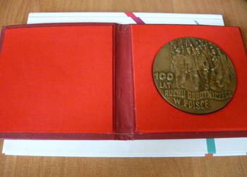 Medal 100 lat ruchu robotniczego w Polsce