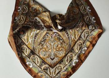 Delikatna apaszka damska