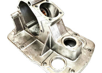 Korpus mechanizmu kierowniczego MF3 Ursus 1851998M2