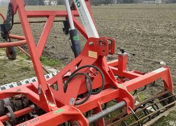 Agregat uprawowo siewny 3.0m