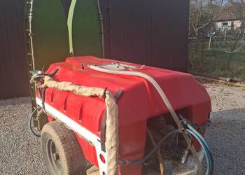 Opryskiwacz sadowniczy tifone 1000l Opryskiwacz sadowniczy tifone 1000l