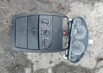 Panel środkowy Mitsubishi space Star