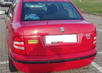 Szyba tylna tył Skoda Fabia I sedan 00-07