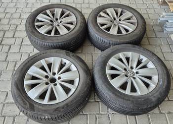 Kola VW Sharan 7N2 215/60 R16