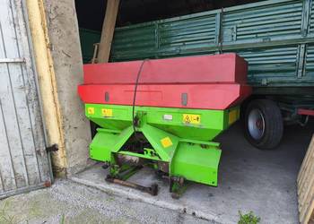 Rozsiewacz Unia Brzeg 1200kg