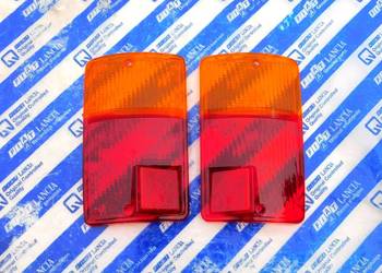NOWE klosze tylnych lamp lewy prawy tył FSM 2 śruby Fiat 126p 126 FL