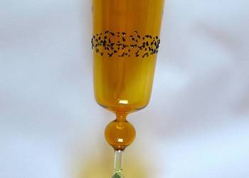 Wazon - szkło w kolorze miodowym - 25,5 x 9,7 cm