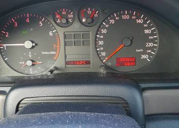 Audi A4 B5 1999 r. 2.4 V6