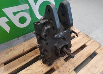 Pokrywa wałka odbioru mocy New Holland T7. .... {84303022}