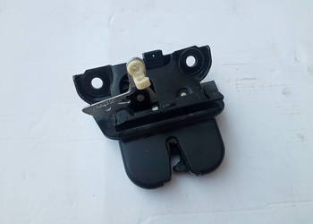 Audi A2 Zamek klapy bagażnika Tył 8Z0827520 4B9827505M 2 pin