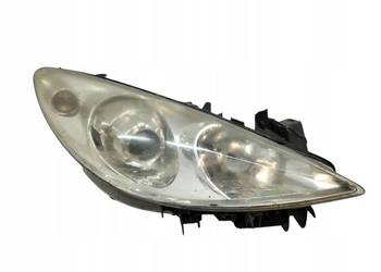 LAMPA PRZÓD PRAWA LIFT SOCZEWKA  9681832280 Peugeot 307 I (2001-2008)