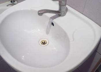 ZLEW ŁAZIENKOWY BATERIA syfon lustro wieszak komplet okazja