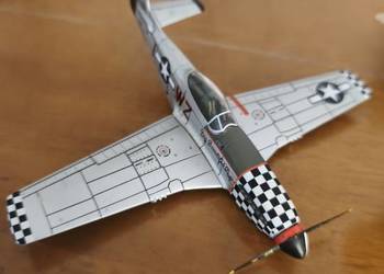 P-51D MUSTANG model samolotu AGOSTINI 1/72
