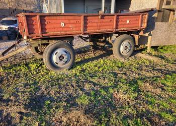 Przyczepa rolnicza 4 tony