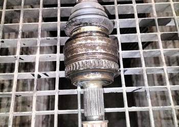 Półoś lewa tylna BMW E46 316i Ci 318 i Ci ti 320i Ci 323i Ci 325i Ci 328i