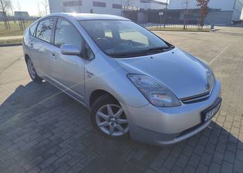 Toyota Prius salon Pl sevis ASO Poznań